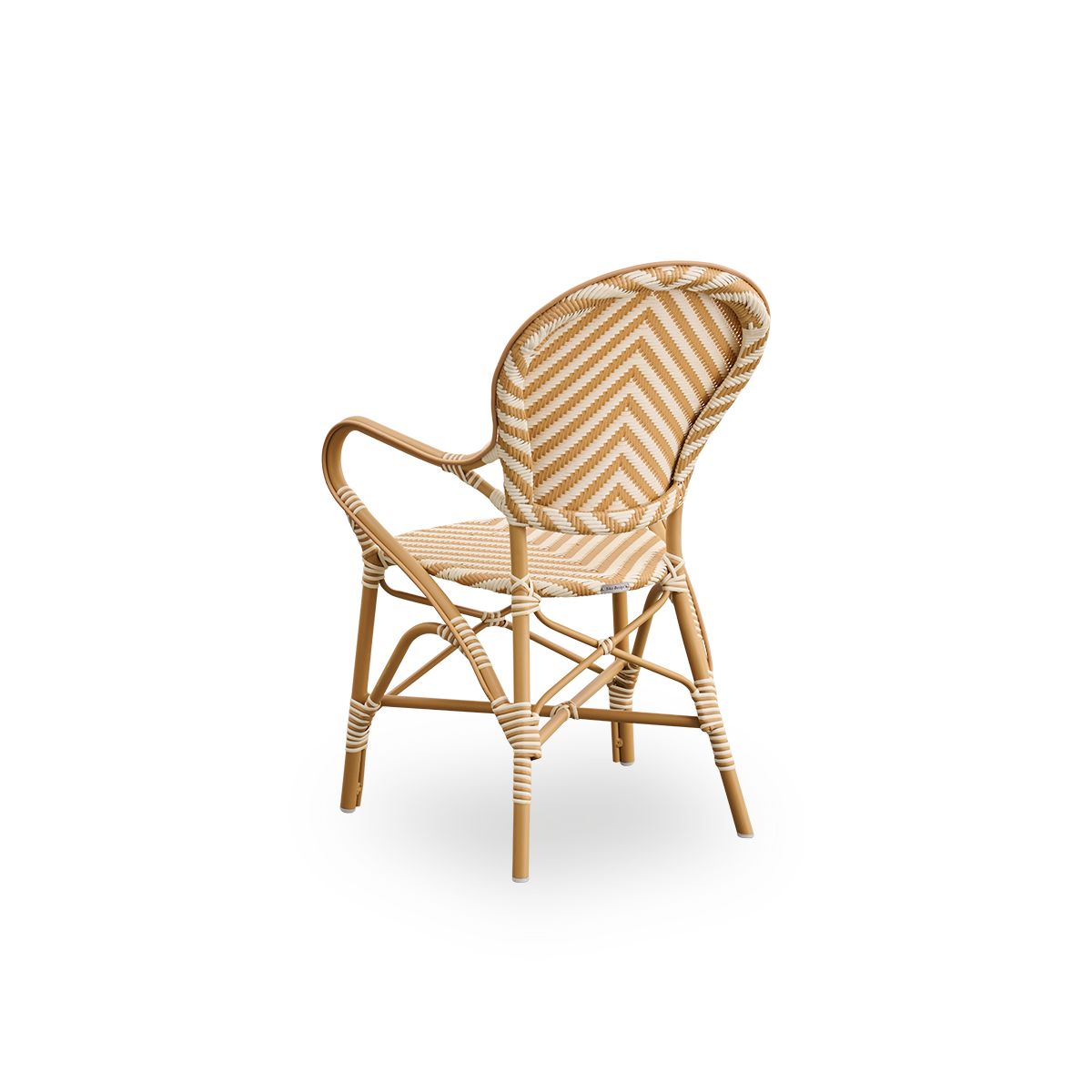 Rückansicht des Isabell Outdoor-Esszimmerstuhls mit Armlehnen.
Almondfarbenes Aluminiumgestell mit Sitz und Rückenlehne aus ArtFibre im Elfenbein- und Honigfarbton mit Fischgrätmuster.