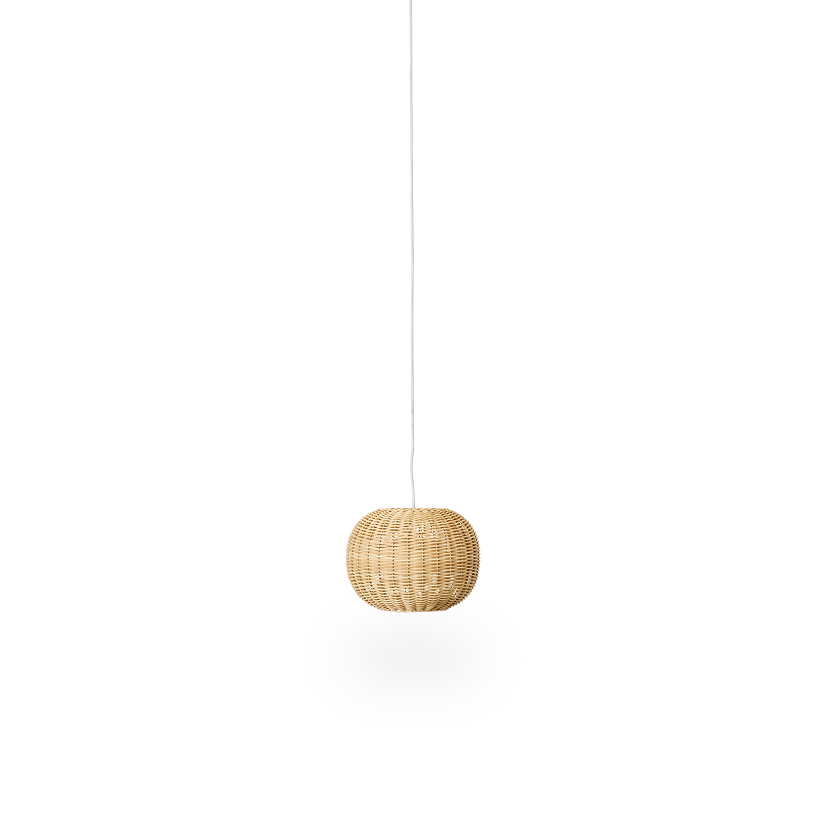 Tangelo Outdoor-Lampenschirm, entworfen von Darcy Clarke, Größe Extra Small, Ø24 cm. Handgefertigt aus wetterfestem ArtFibre mit innerem Stahlrahmen für gutes Gewicht und Stabilität.