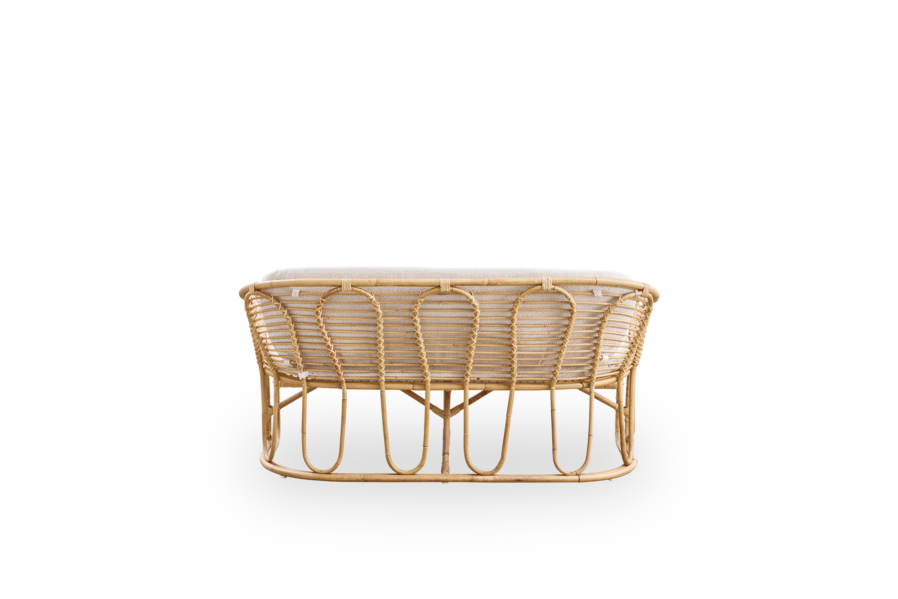 Einfache Rückansicht des Swing 2-Sitzer Sofas, entworfen von Tove Kindt-Larsen. Handgefertigt aus hochwertigem indonesischem Rattan und ausgestattet mit Sitz- und Rückenkissen.