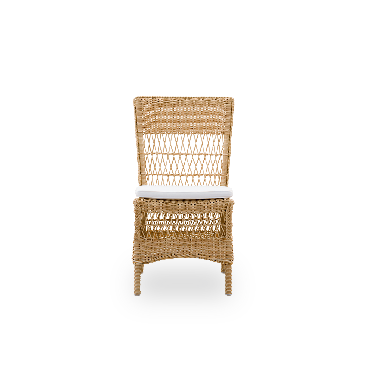 Seitenansicht des Marie Outdoor-Essstuhls in Natural-Farbe. Aluminiumrahmen vollständig mit ArtFibre geflochten, inspiriert vom britischen Kolonialstil.