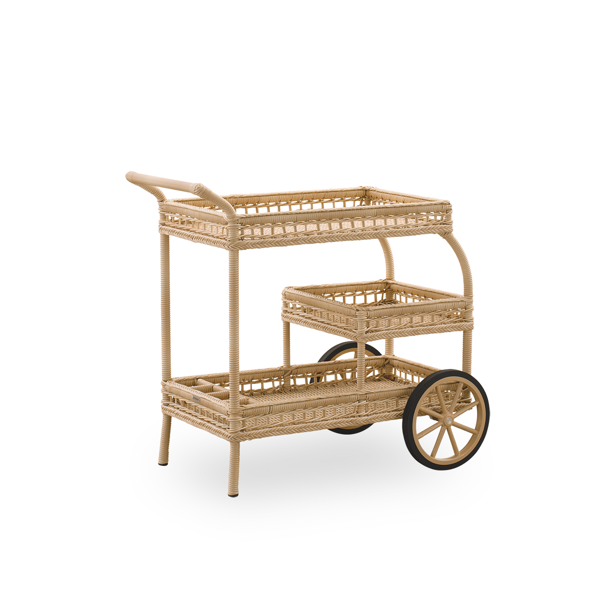 Rückansicht des James-Outdoor-Barwagens in der Farbe Natur. Handgefertigt aus ArtFibre auf einem handgebogenen Aluminiumrahmen mit kunstvollen Flechtmustern und zwei Rädern für einfache Beweglichkeit.