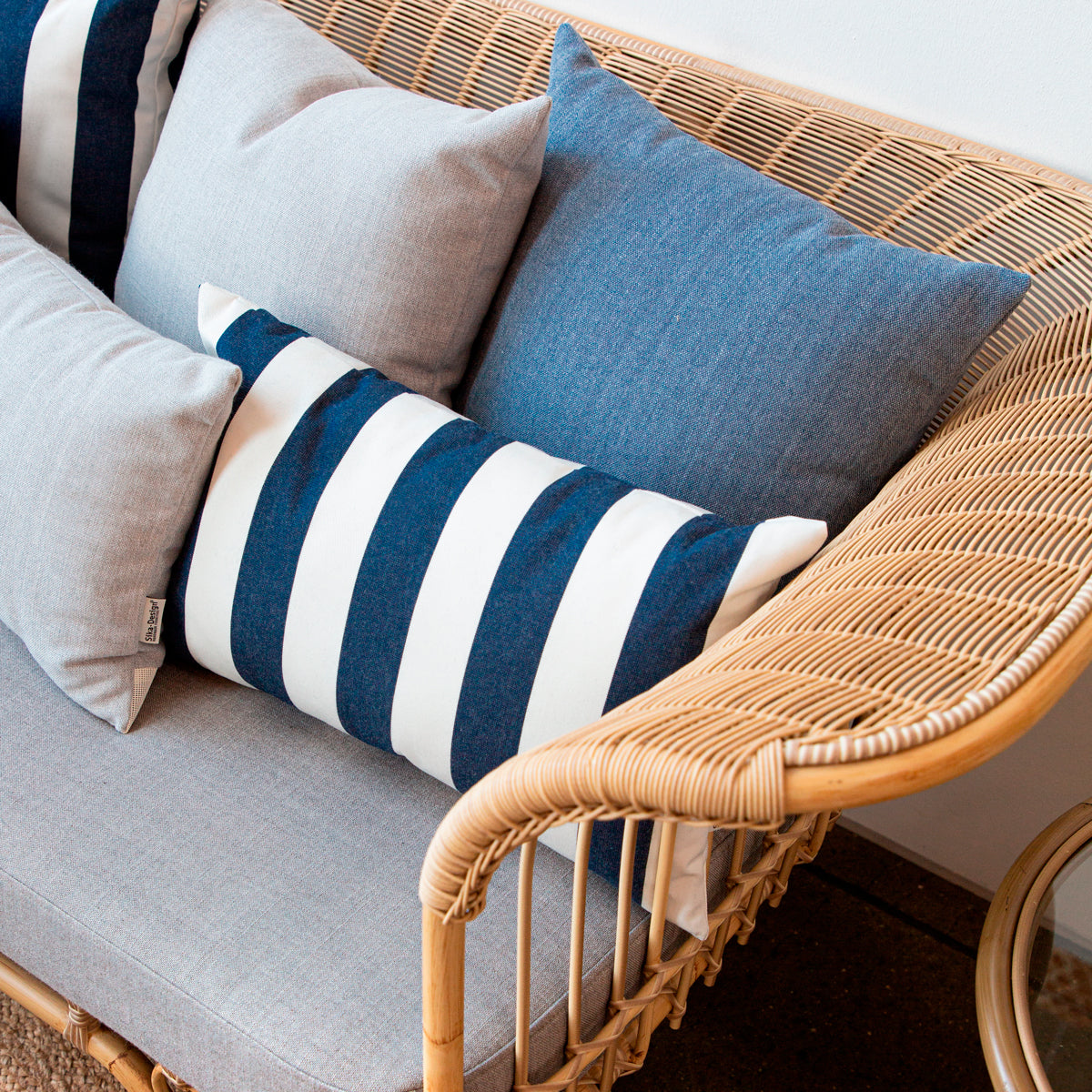55X35 Kissen Exterior | A681 Navy &amp; White