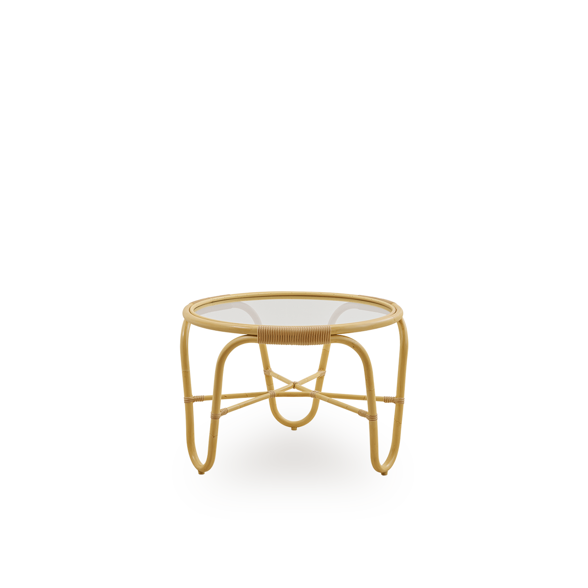 Seitenansicht des Charlottenborg Couchtisches im Rattan-Look, entworfen von Arne Jacobsen, ein runder Couchtisch mit integriertem Glasdeckel, handgefertigt mit Alu-Rattan-Rahmen und gewebten ArtFibre-Details.