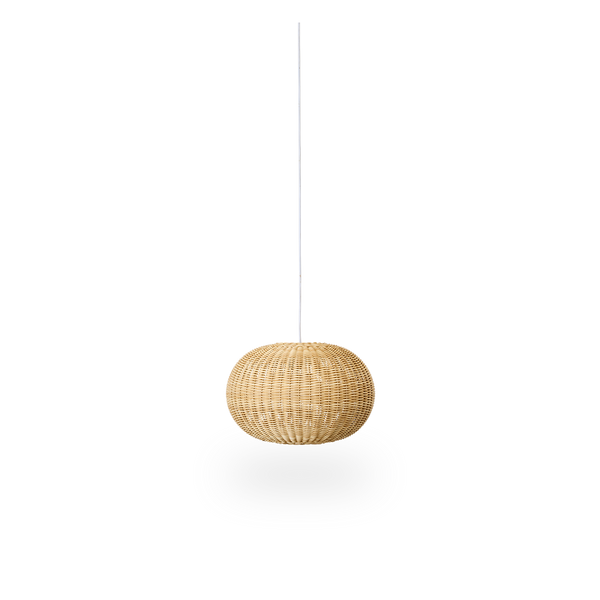 Tangelo Outdoor-Lampenschirm, entworfen von Darcy Clarke, Größe Small, Ø37 cm. Handgefertigt aus wetterfestem ArtFibre mit innerem Stahlrahmen für gutes Gewicht und Stabilität.