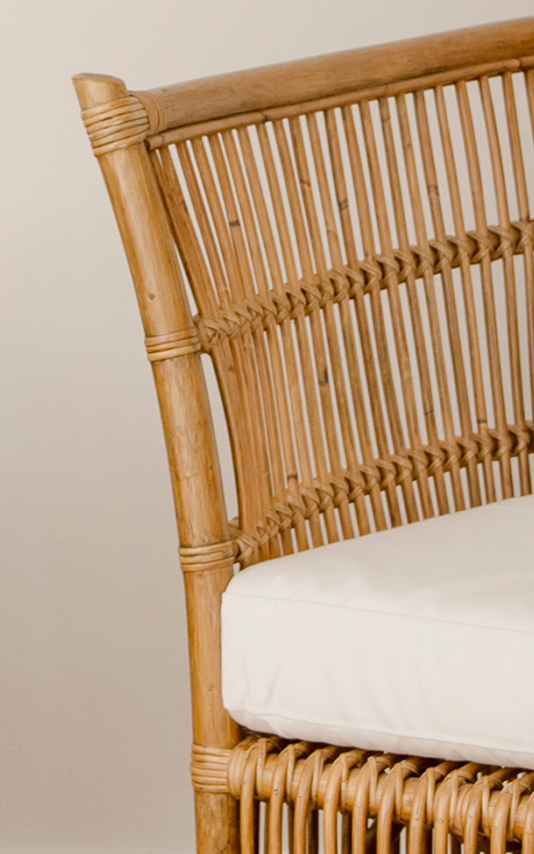 Dies ist ein Nahaufnahmebild von Donatello Lounge-Sessel in antique rattan.