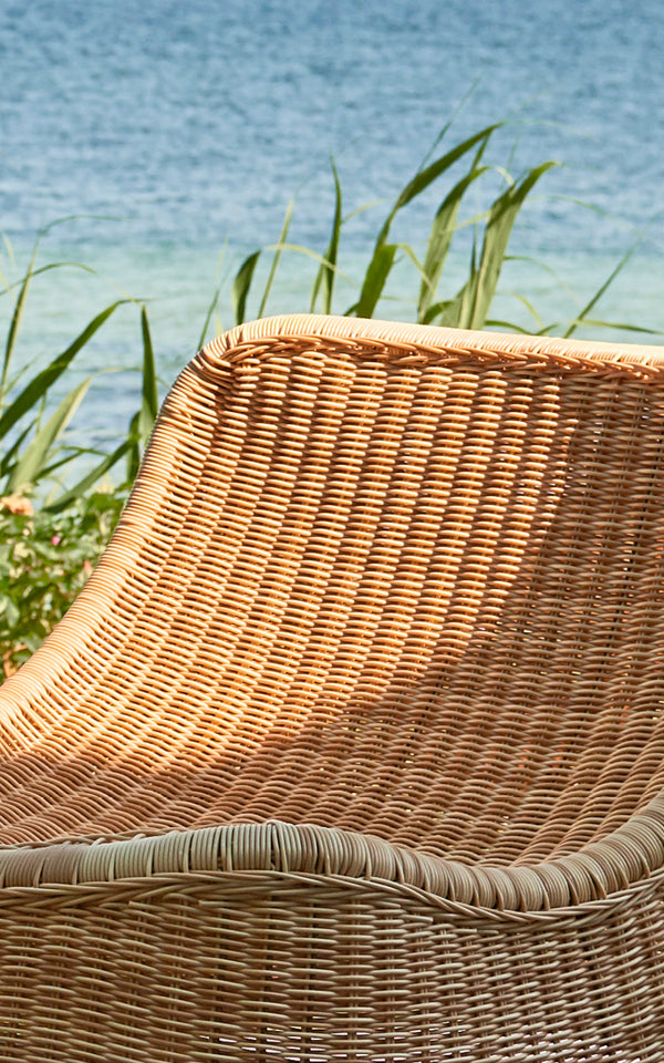 Dies ist ein Nahaufnahmebild von Chill Lounge-Sessel in natural core weave ArtFibre Aluminium.