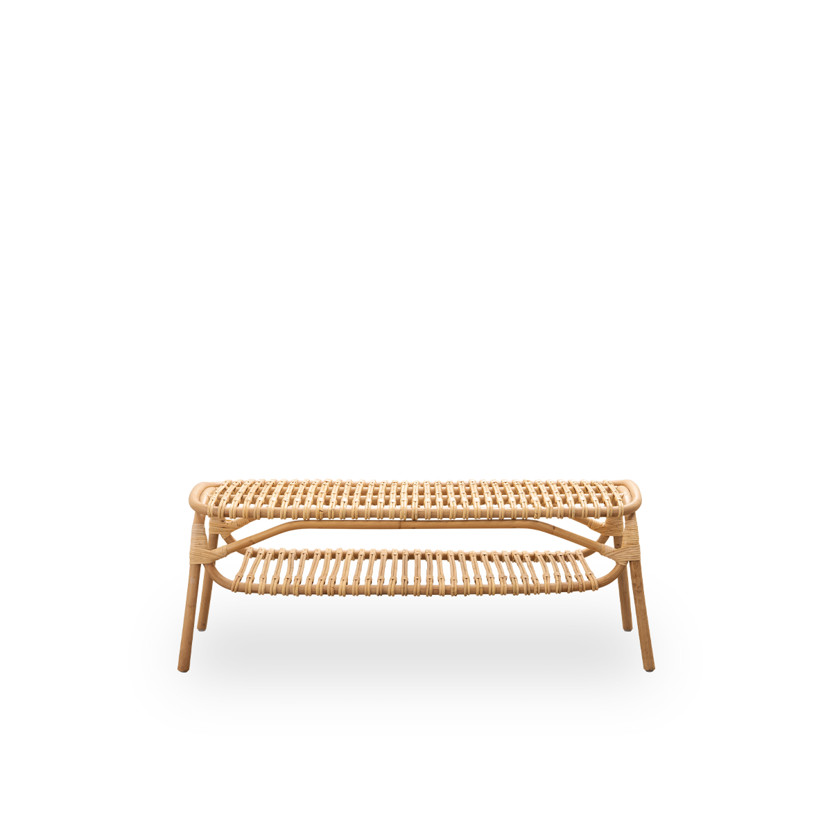Vorderansicht der Machiya Bank, entworfen von Jin Kuramoto, inspiriert von traditionellen japanischen Machiya-Stadthäusern.
Handgefertigt aus hochwertigem indonesischem Rattan. Länge 120 cm.