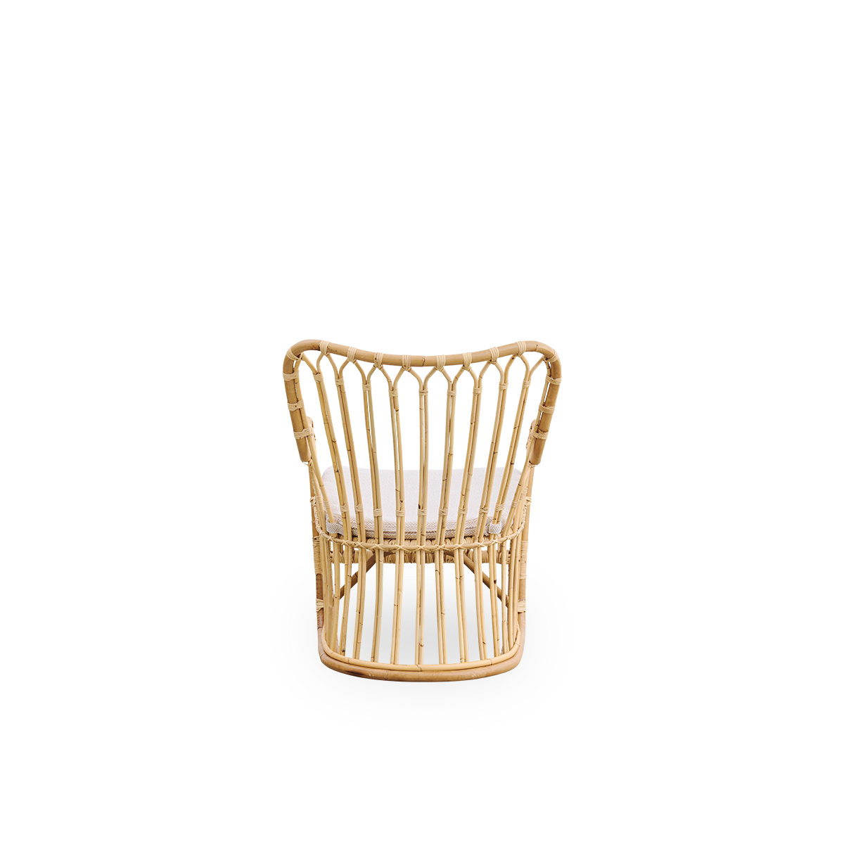 Einfache Rückansicht des Tulip Loungesessels, entworfen von Tove Kindt-Larsen, mit weichen, organischen Linien. Handgefertigt aus hochwertigem indonesischem Rattan.