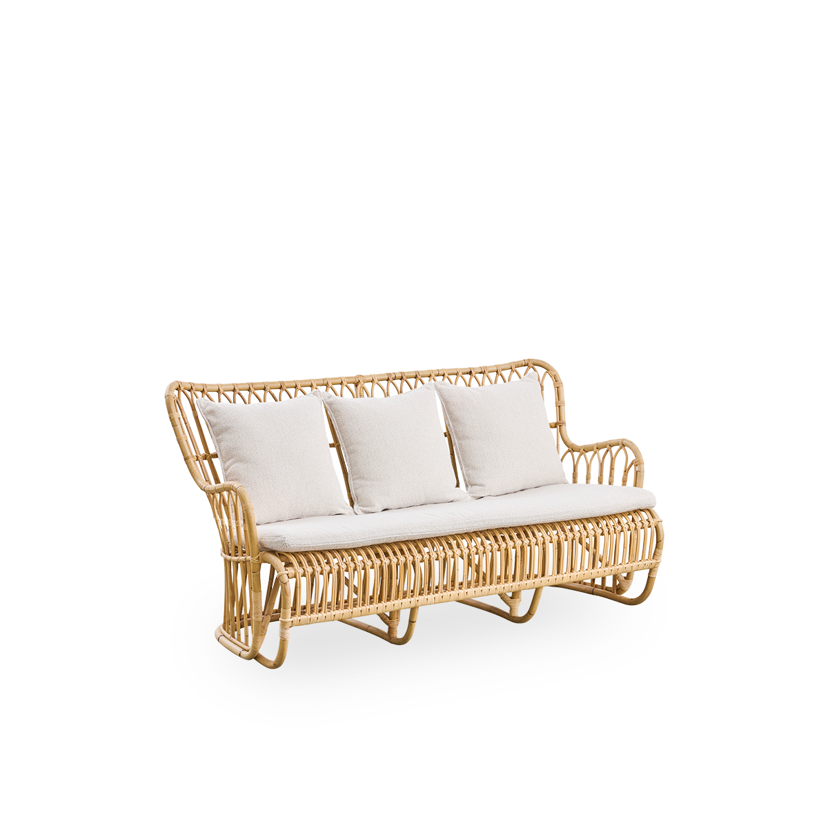 Seitenansicht des Tulip Korbsofas, entworfen von Tove Kindt-Larsen, mit weichen, organischen Linien. Handgefertigt aus hochwertigem indonesischem Rattan.