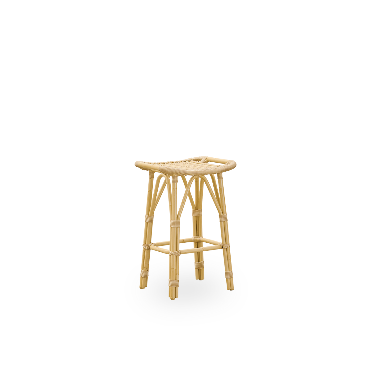 Seitenansicht des Salsa Outdoor-Thekenstuhls mit Fußstütze und gebogenem Sitz. Aluminiumrahmen im Rattan-Look mit ArtFibre-Umschlingungen. Höhe 67 cm.