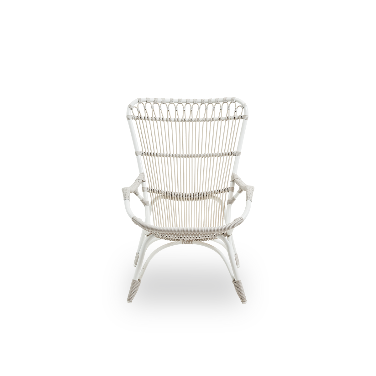 Vorderansicht des Monet Outdoor-Loungesessels mit hoher Rückenlehne und Armlehnen in Dove White.
Aluminiumrahmen mit ArtFibre-Umwicklungen.