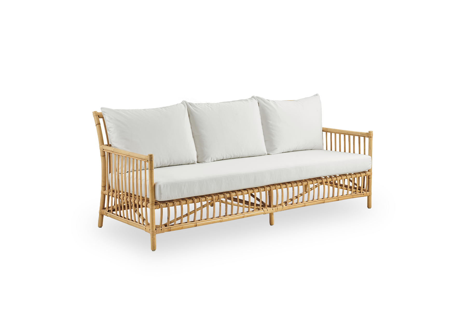Seitenansicht des Caroline Outdoor-3-Sitzer-Sofas in der Farbe Natural, schlichtes und elegantes dänisches Design. Aluminiumrahmen im Rattan-Look mit ArtFibre-Bindungen.
