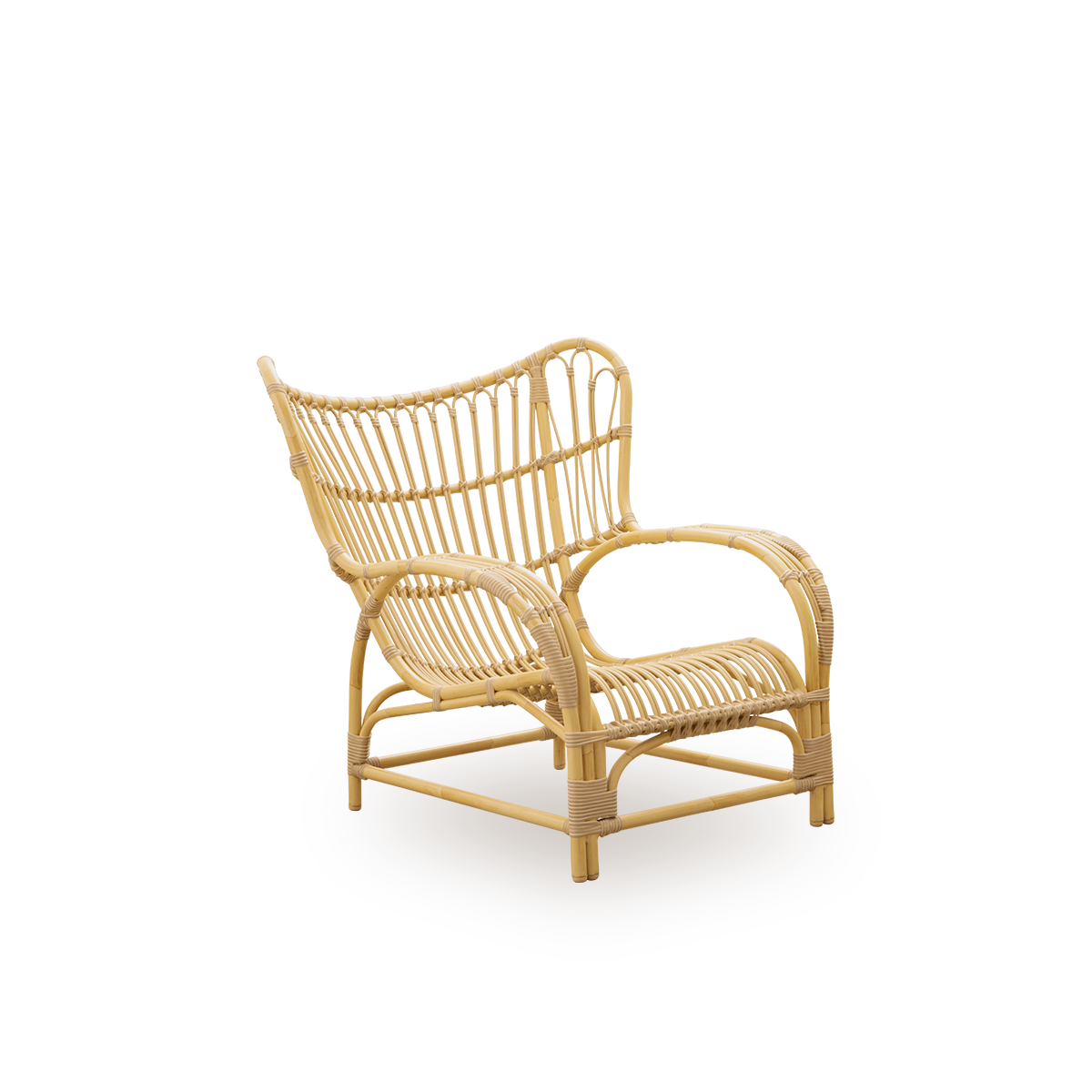 Seitenansicht des Teddy Exterior Loungestuhls, entworfen von Viggo Boesen. Großer, umschließender Loungesessel aus Aluminiumrahmen in Rattan-Optik mit ArtFibre-Umwicklungen.
