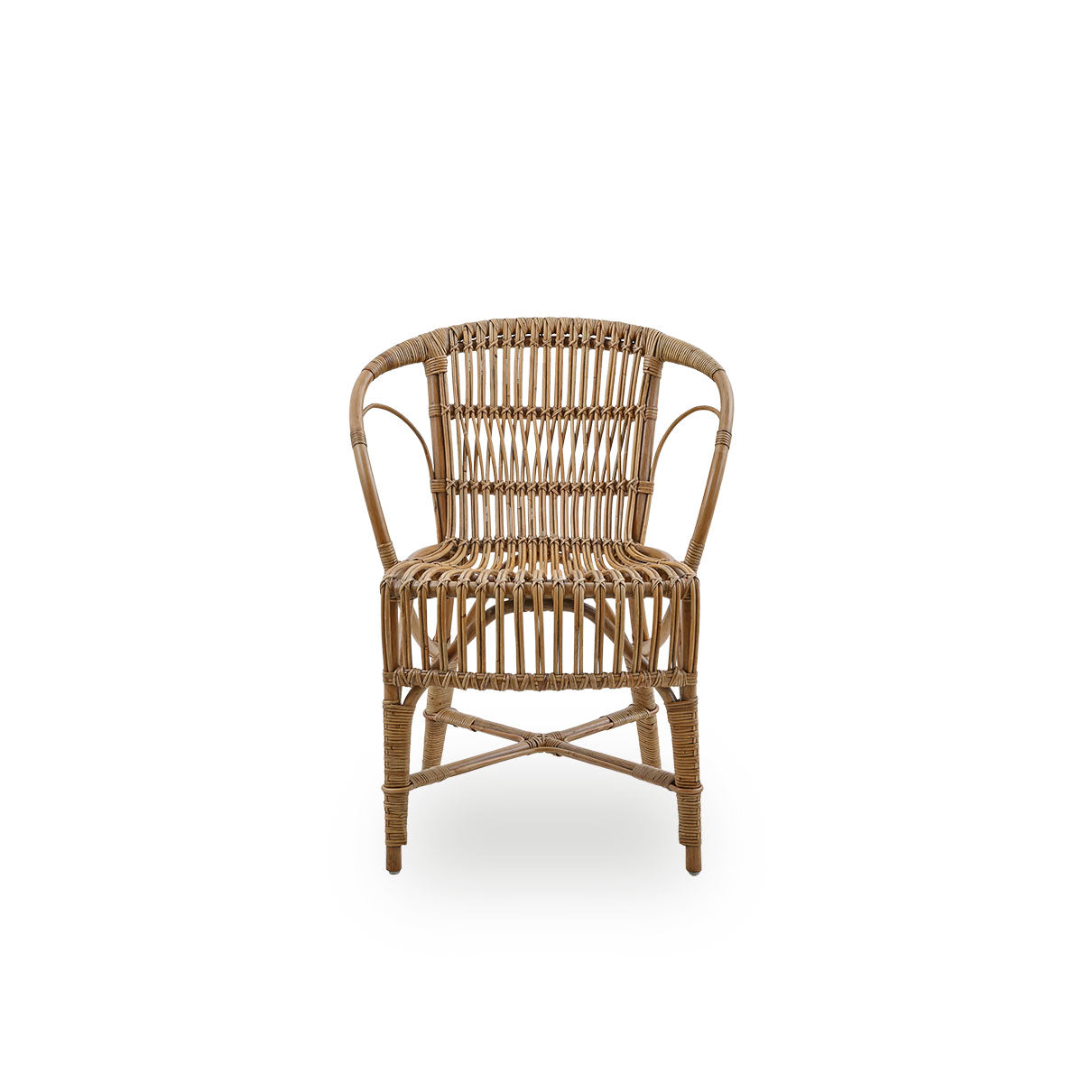 Front view of the Robert dining chair in antique brown color designed by Robert W.
Elegant wicker chair handcrafted from high-quality Indonesian rattan.