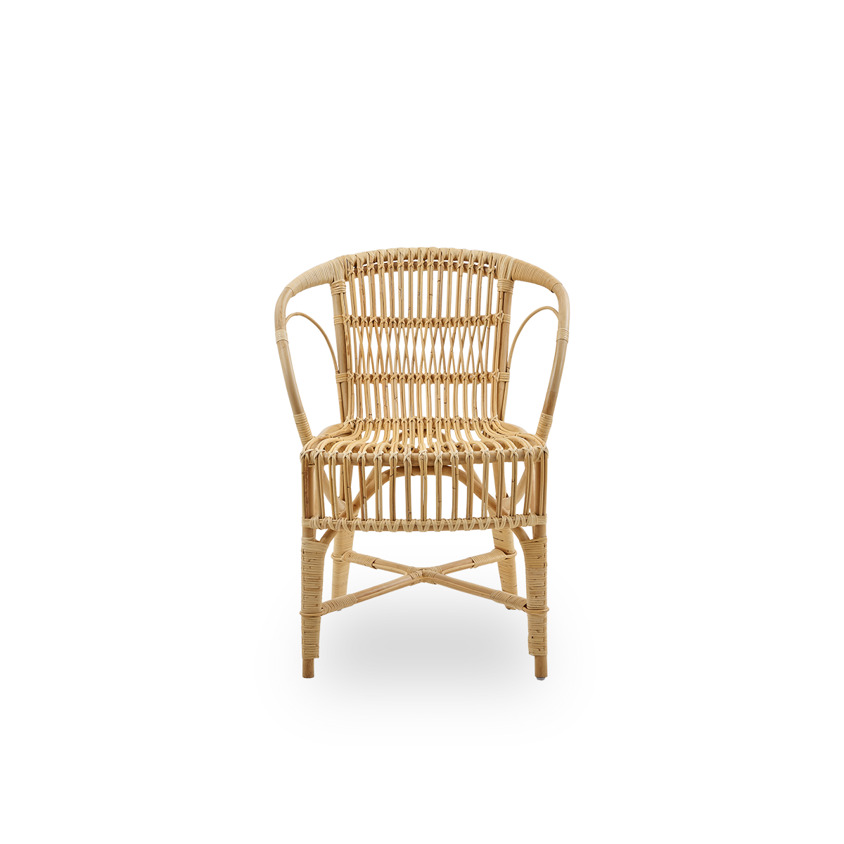 Vorderansicht des Robert Essstuhls in Naturfarbe, entworfen von Robert W.
Eleganter Korbstuhl, handgefertigt aus hochwertigem indonesischem Rattan.