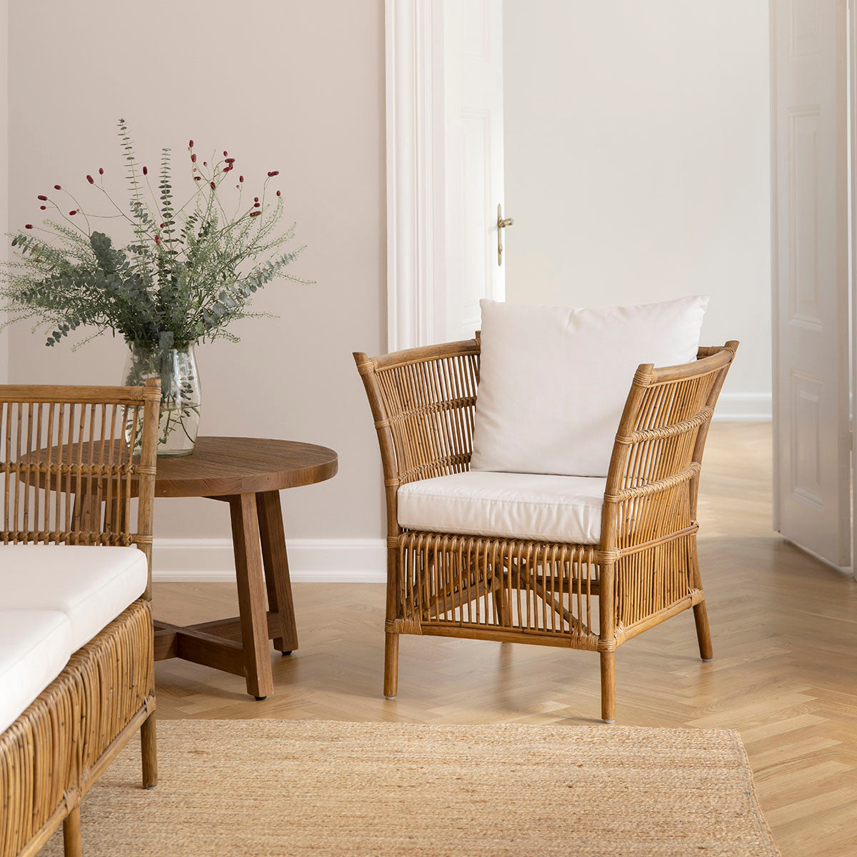 Aksel Teak Beistelltisch