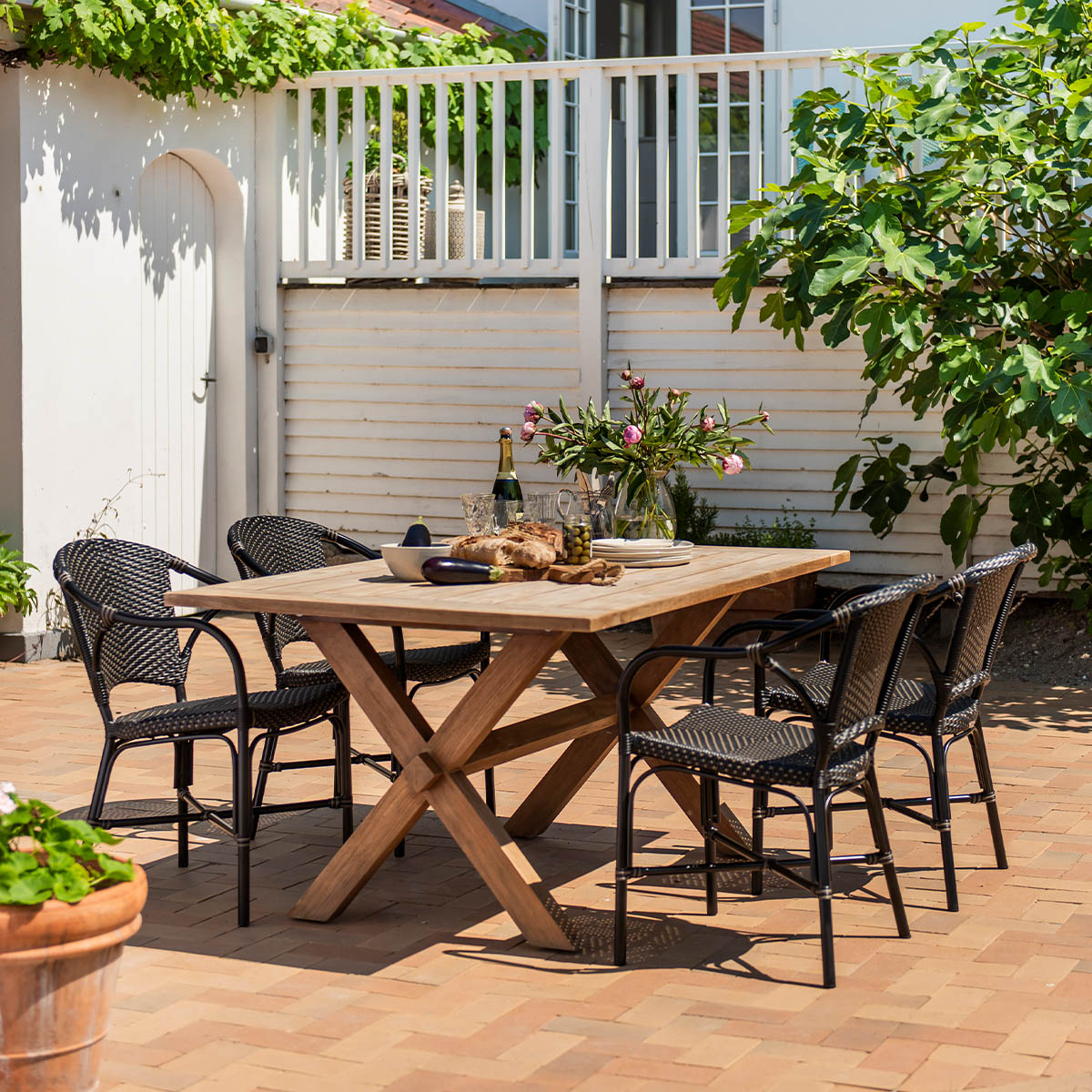 Colonial Teak Tisch 160x100 cm