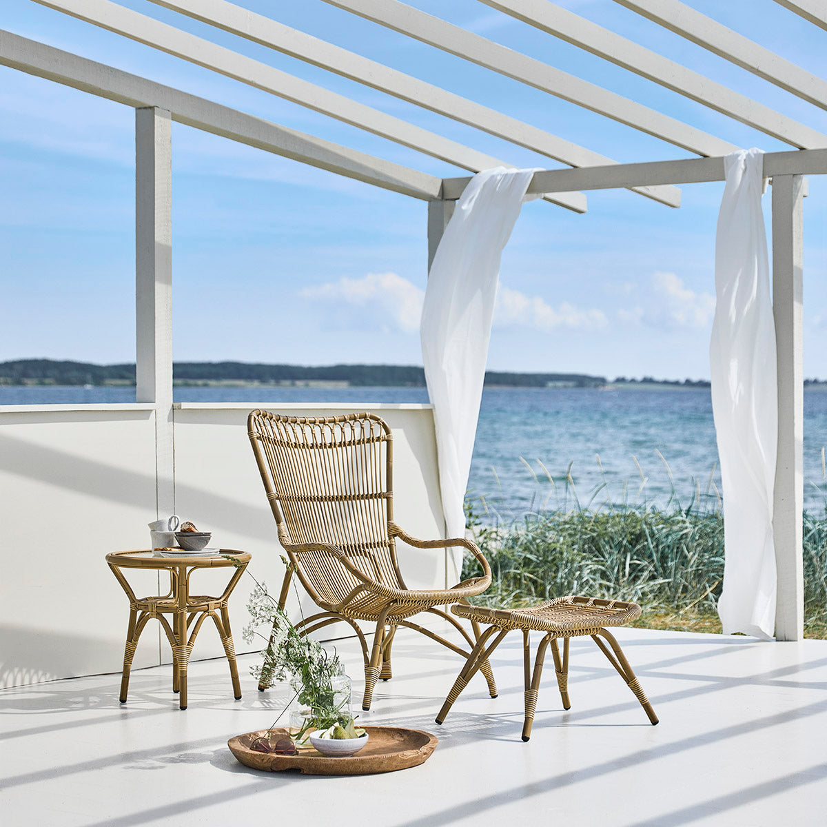 Monet Exterior Hocker